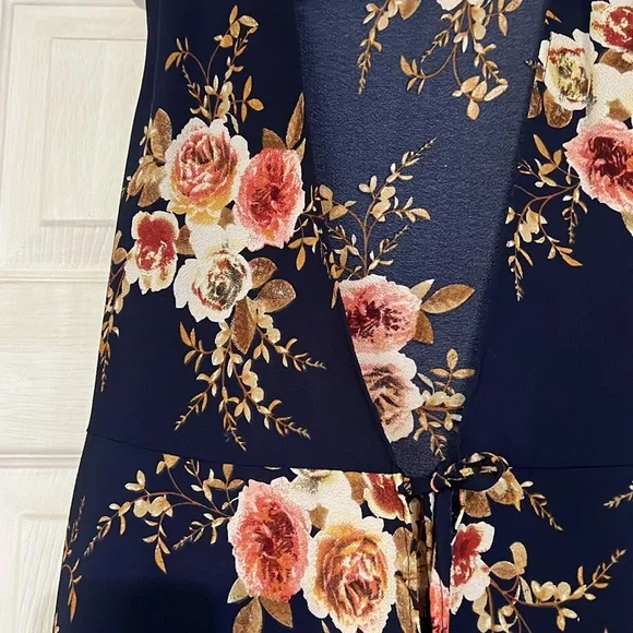 Wrap dress - Picture 2 of 2